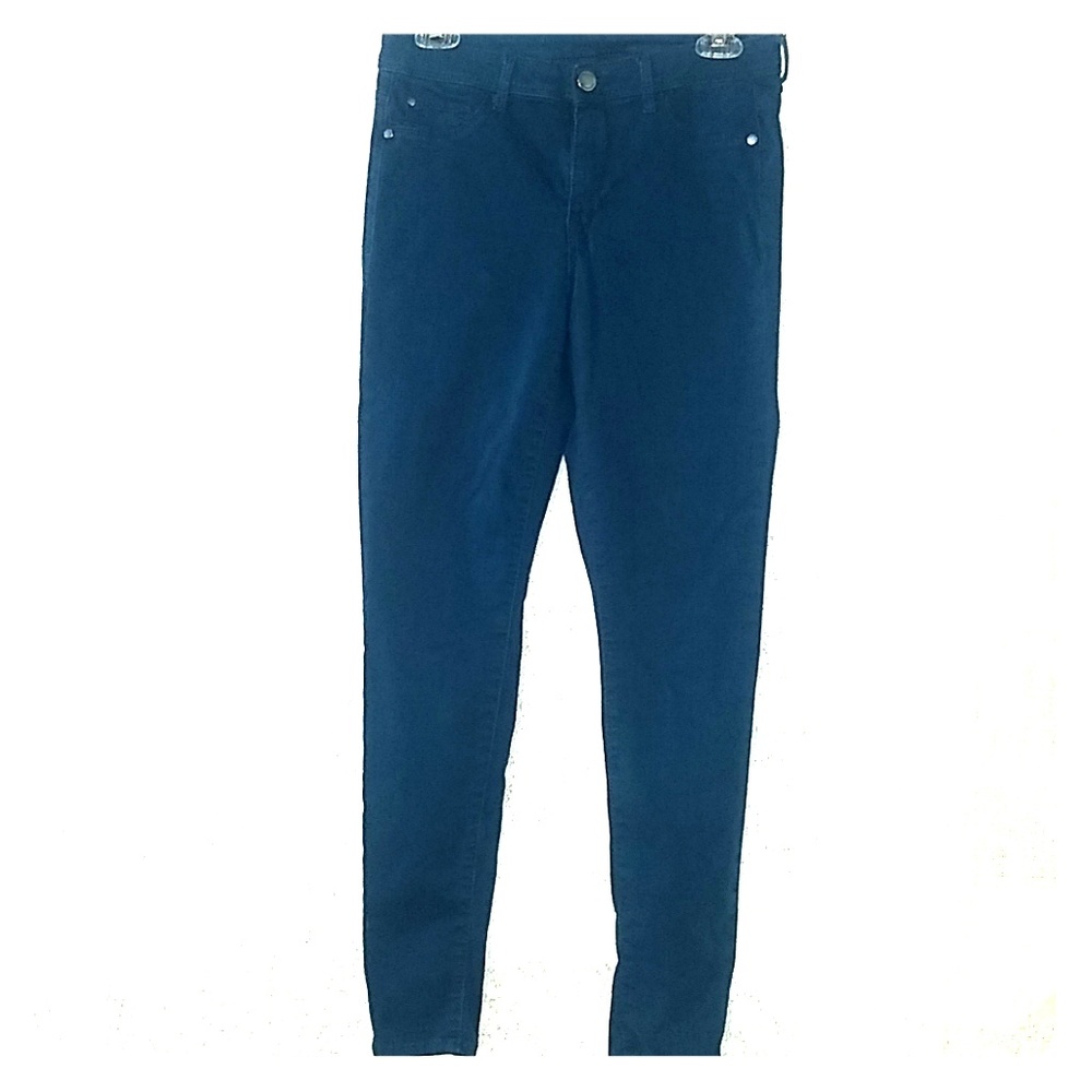 Beautiful teal color pants